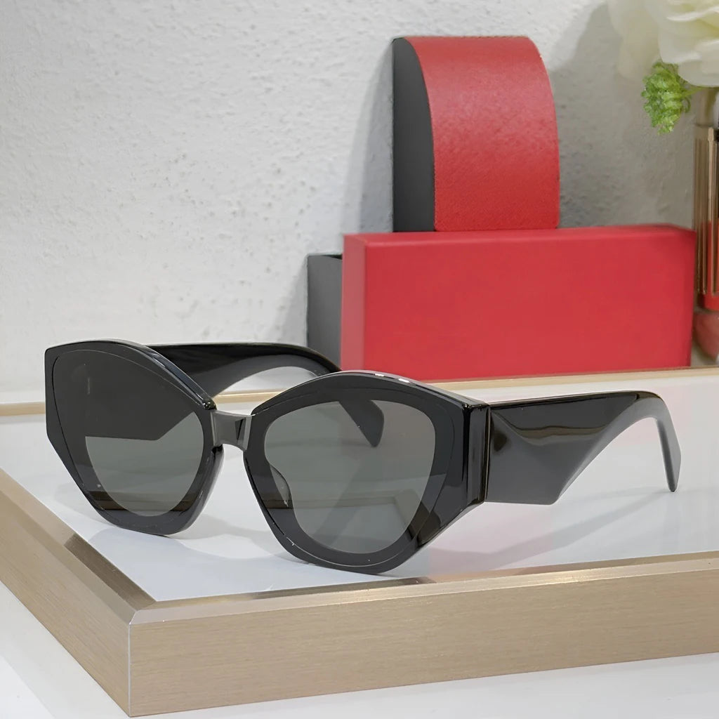 Sunglasses Women Stylish Tortoiseshell Frame Pink Lenses UV Protection Fashion