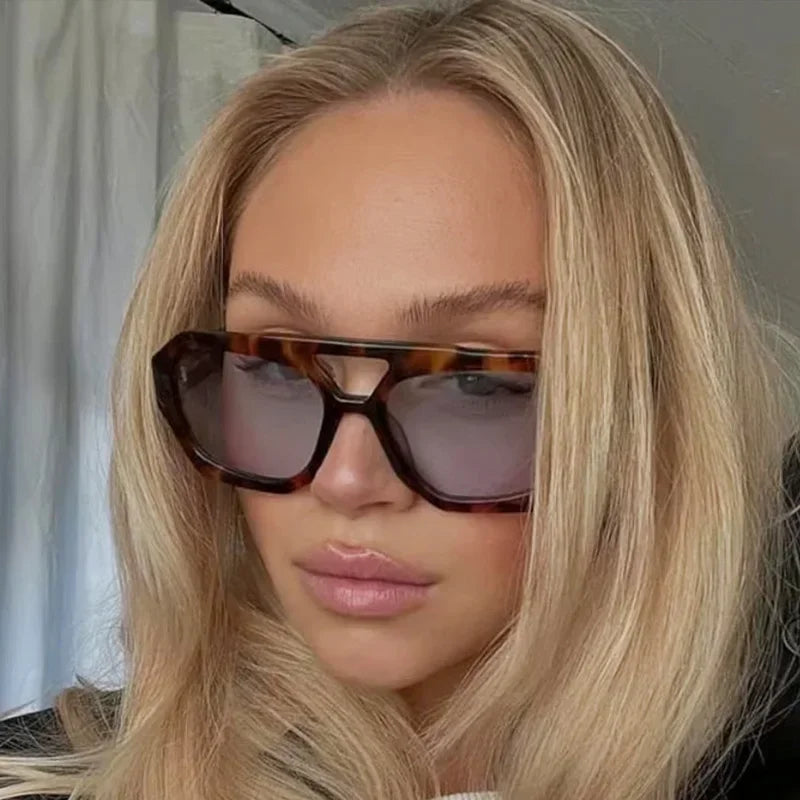 Fashion Sunglasses Luxury Designer Colored Lenses Sun Shade Glasses for Women
